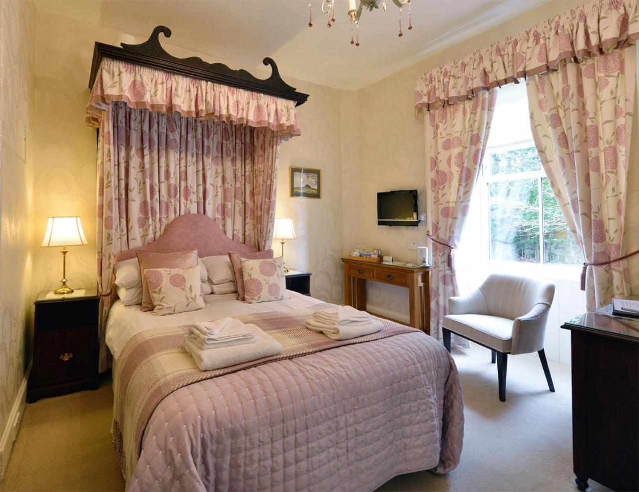 Craigroyston House Bed and Breakfast Pitlochry Buitenkant foto